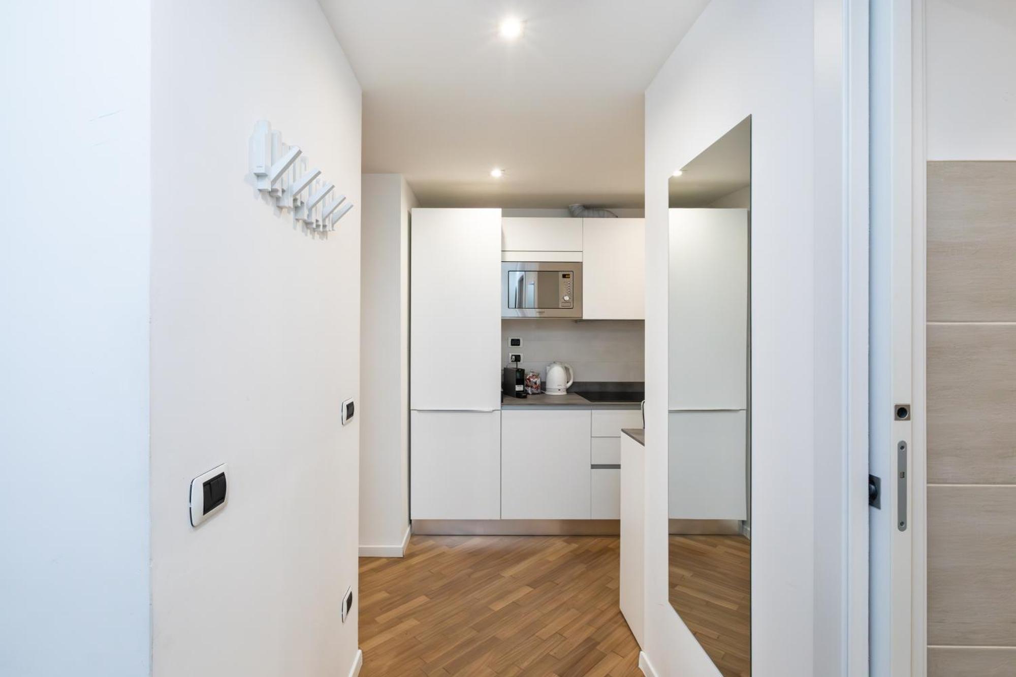 Magnoliaapartments - 5 Nirone Center Milan Bagian luar foto
